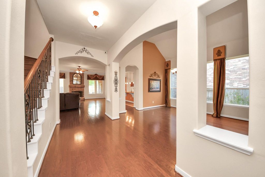 Photo of 5623 Maverick Bend Lane, Missouri City, TX 77459 (MLS # 87902441)