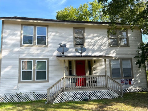Photo of 617 12th Street #3, Huntsville, TX 77340 (MLS # 30005385)