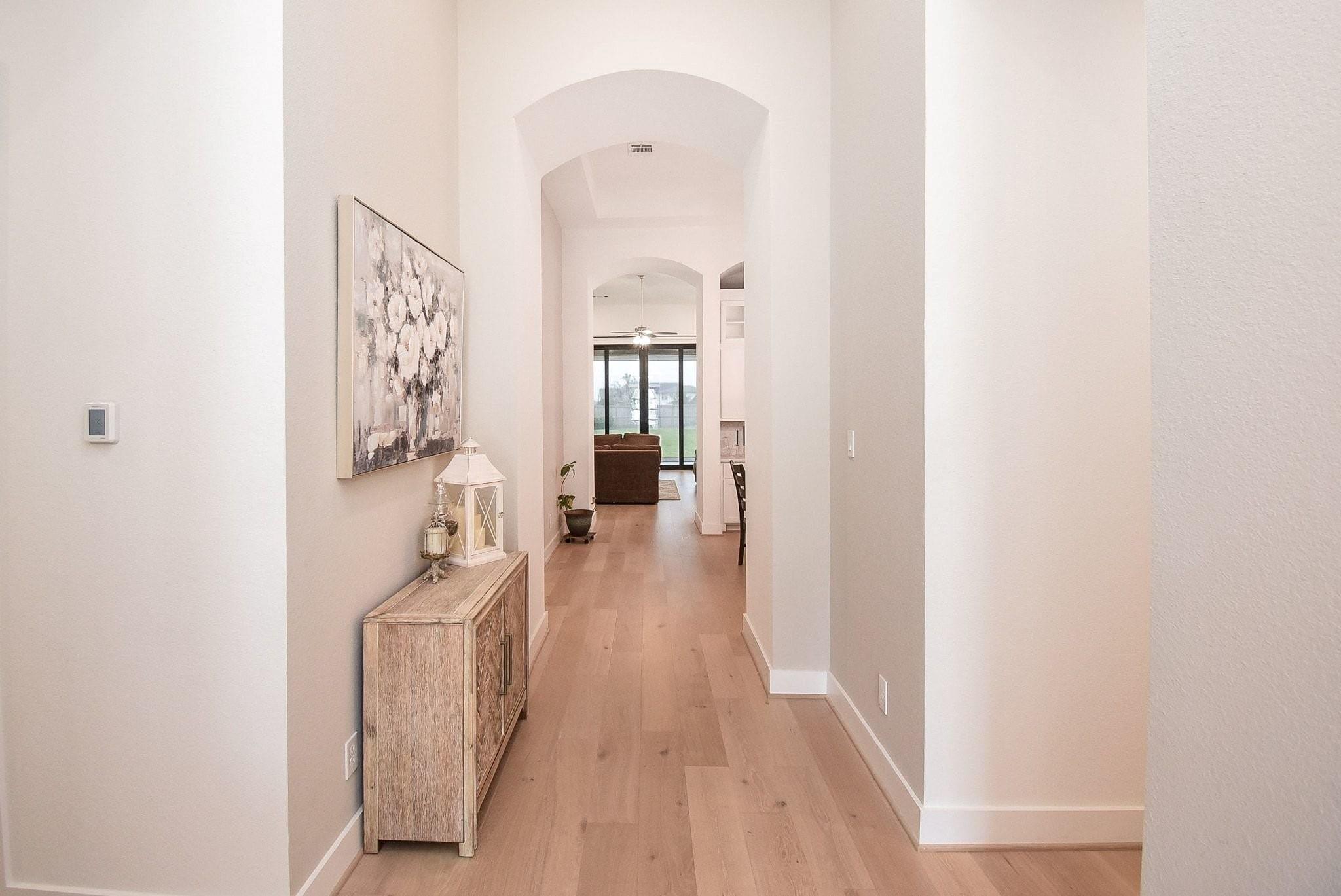 6811 Mirabeau Lane