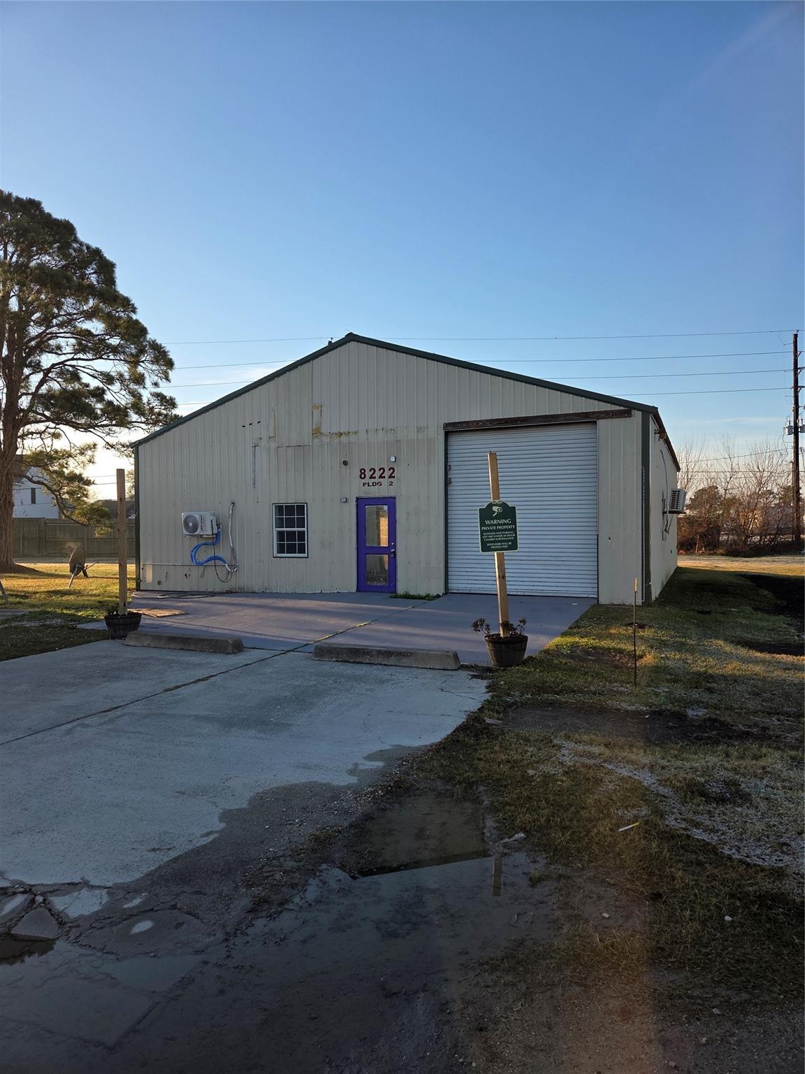 8222 N Highway 146