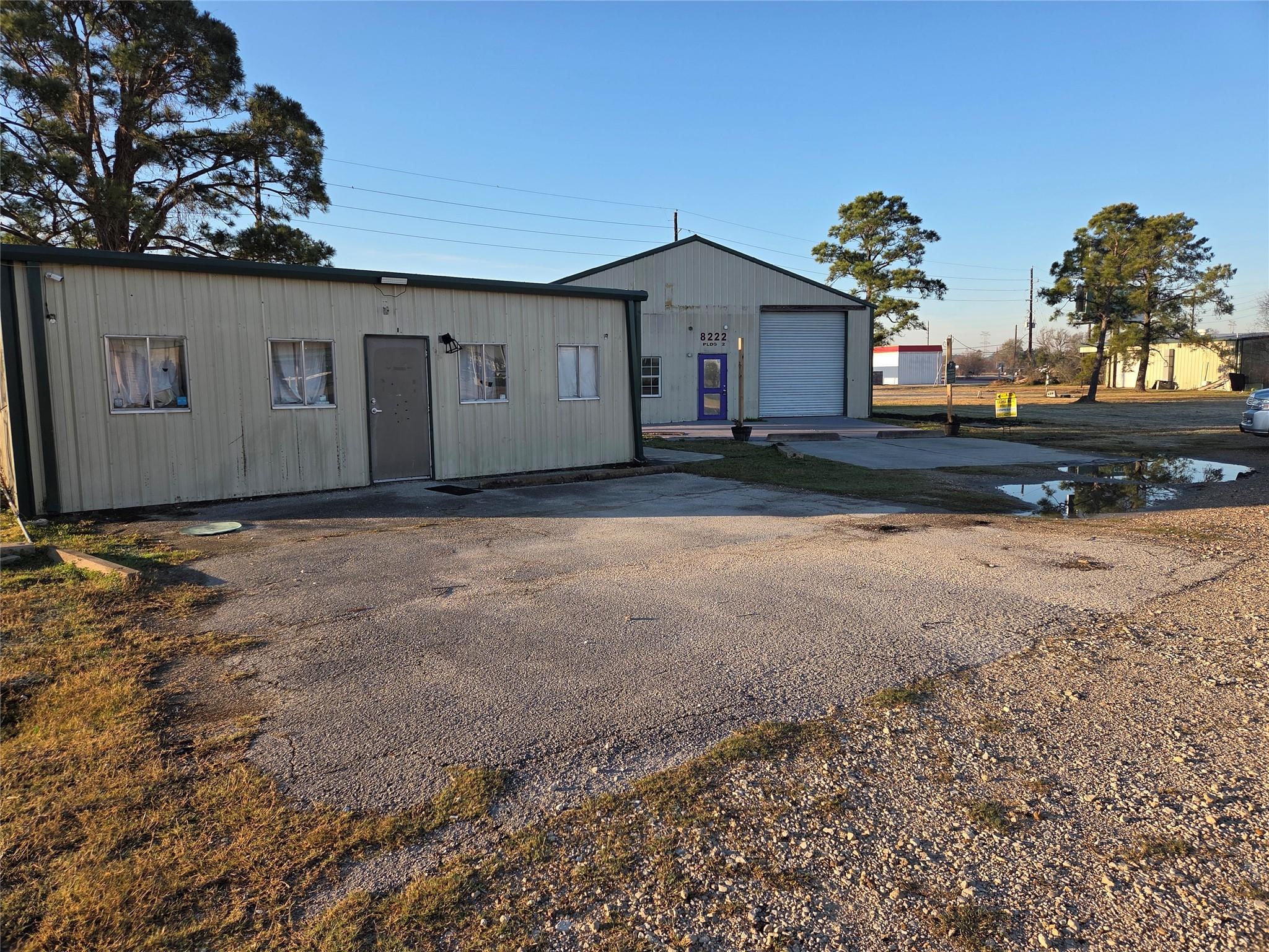 8222 N Highway 146