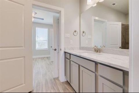 Tiny photo for 1741 Cove Crescent Court, Houston, TX 77055 (MLS # 66899744)