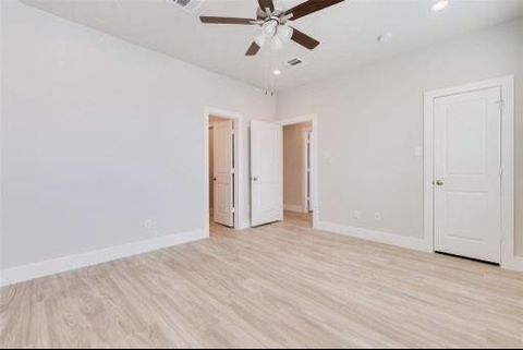 Tiny photo for 1741 Cove Crescent Court, Houston, TX 77055 (MLS # 66899744)