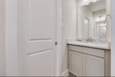 Tiny photo for 1741 Cove Crescent Court, Houston, TX 77055 (MLS # 66899744)