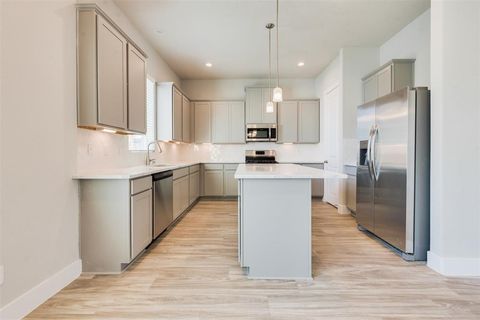 Tiny photo for 1741 Cove Crescent Court, Houston, TX 77055 (MLS # 66899744)