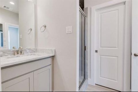 Tiny photo for 1741 Cove Crescent Court, Houston, TX 77055 (MLS # 66899744)