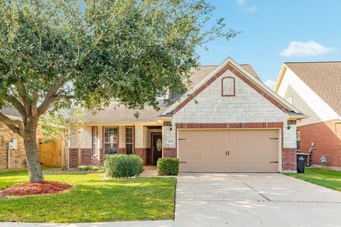 Photo of 1025 Luke Drive, Alvin, TX 77511 (MLS # 4083626) Photo of 1025 Luke Drive, Alvin, TX 77511 (MLS # 4083626)