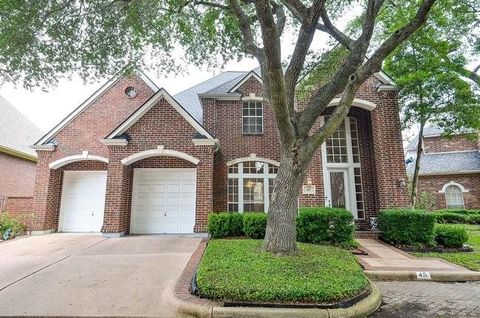 Photo of 45 Ambleside Crescent Drive, Sugar Land, TX 77479 (MLS # 14192290)