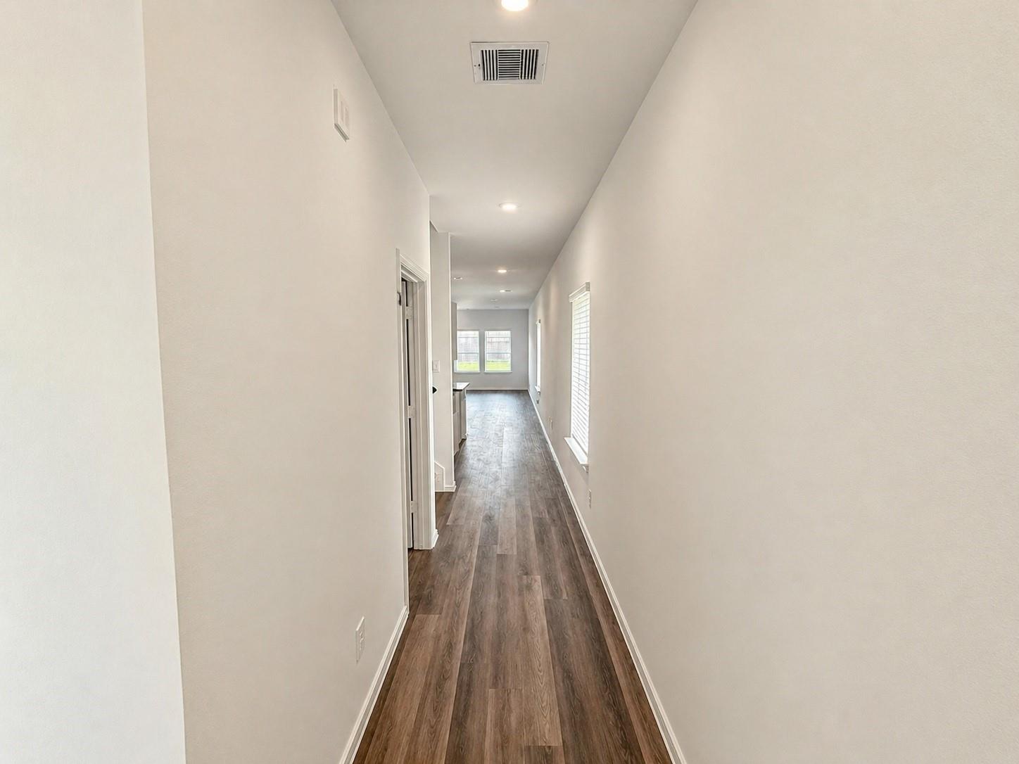 5218 Mossdale Bluff Lane