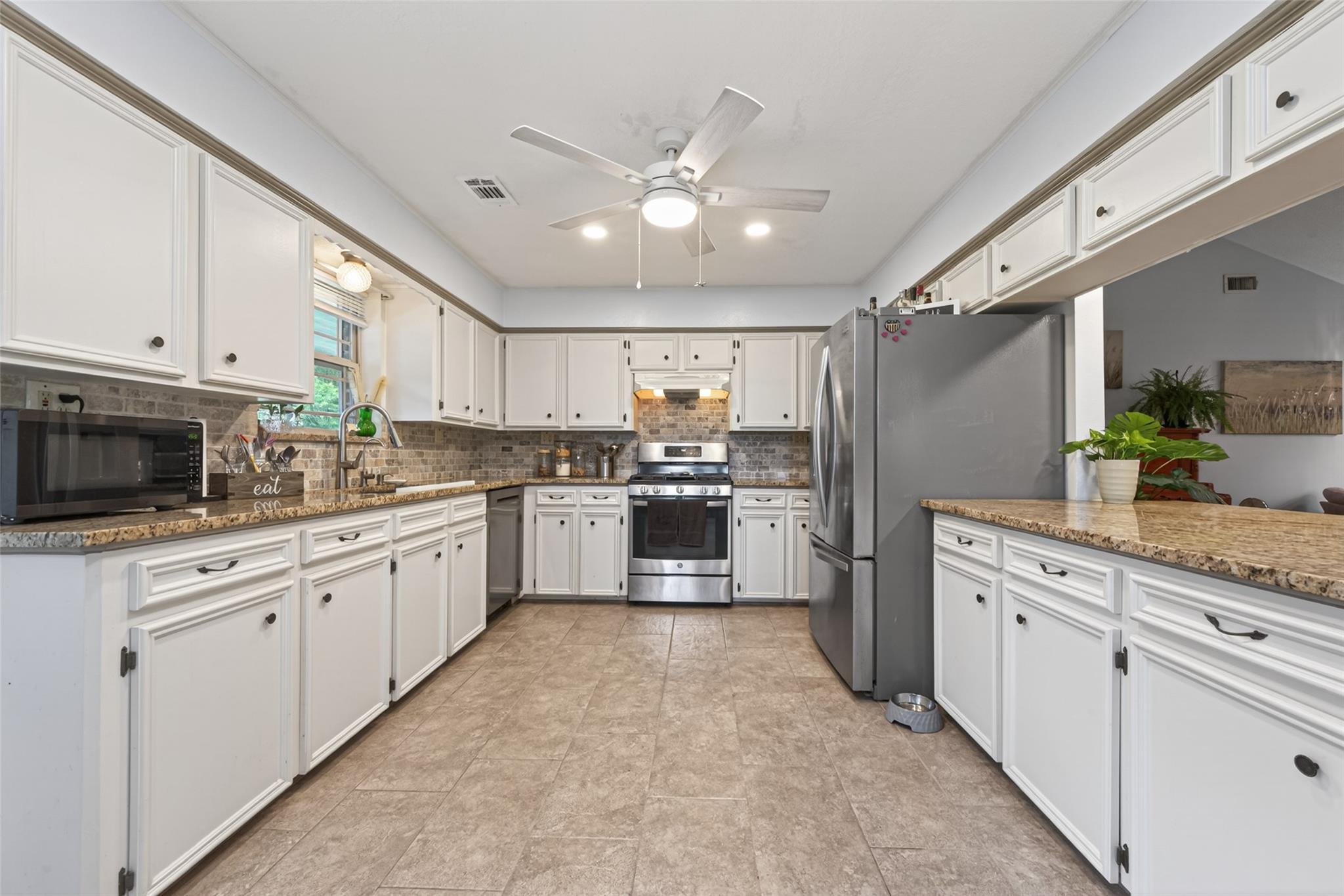 20586 Split Oak Drive