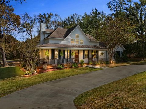 Photo of 880 Paradise Drive, Coldspring, TX 77331 (MLS # 57825572)