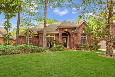 Photo of 5211 High Glen Court, Houston, TX 77345 (MLS # 26999915)