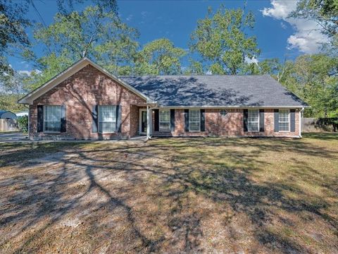 Photo of 378 White Dove Drive, Lufkin, TX 75901 (MLS # 89633872)