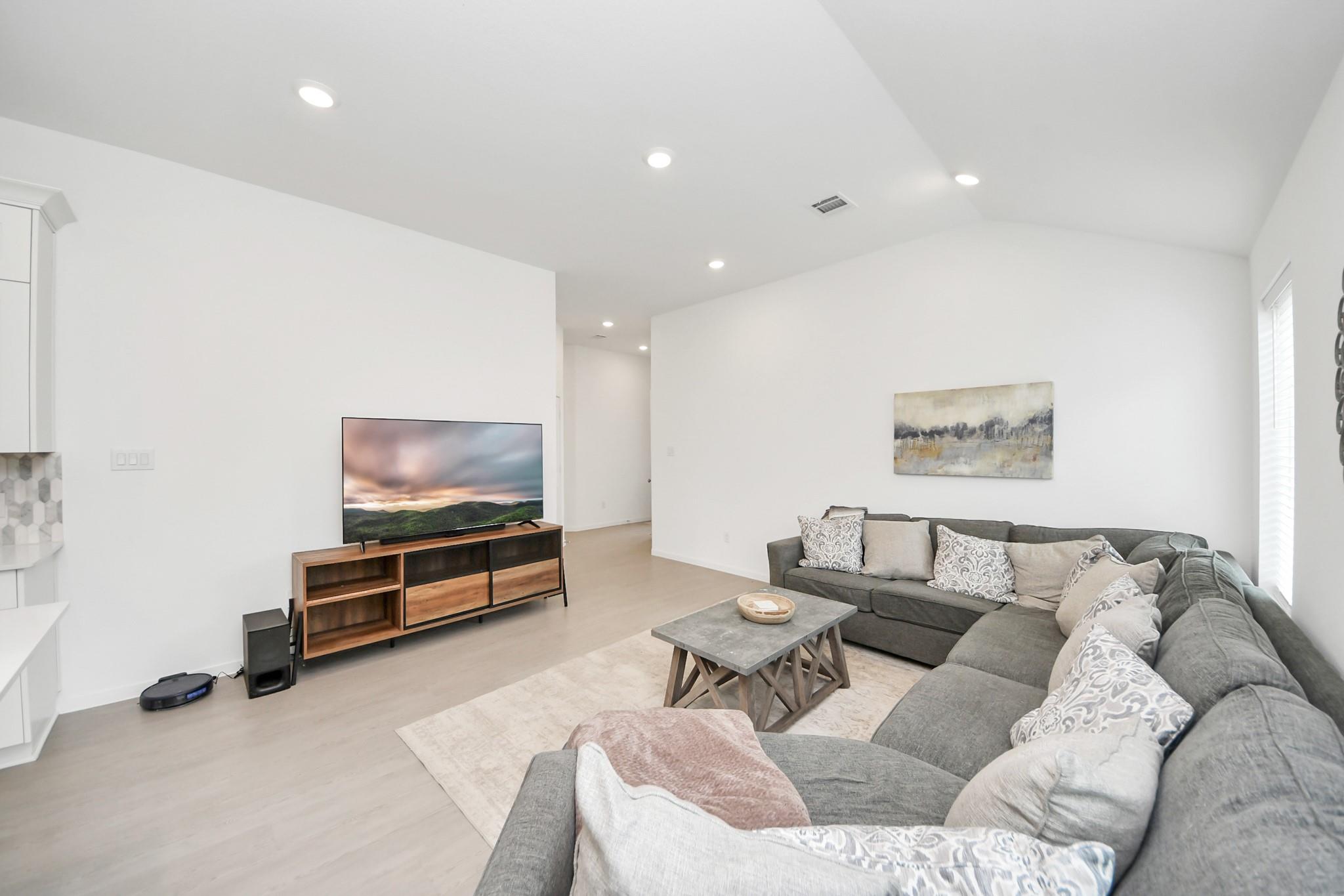 2406 Aquamarine Lane