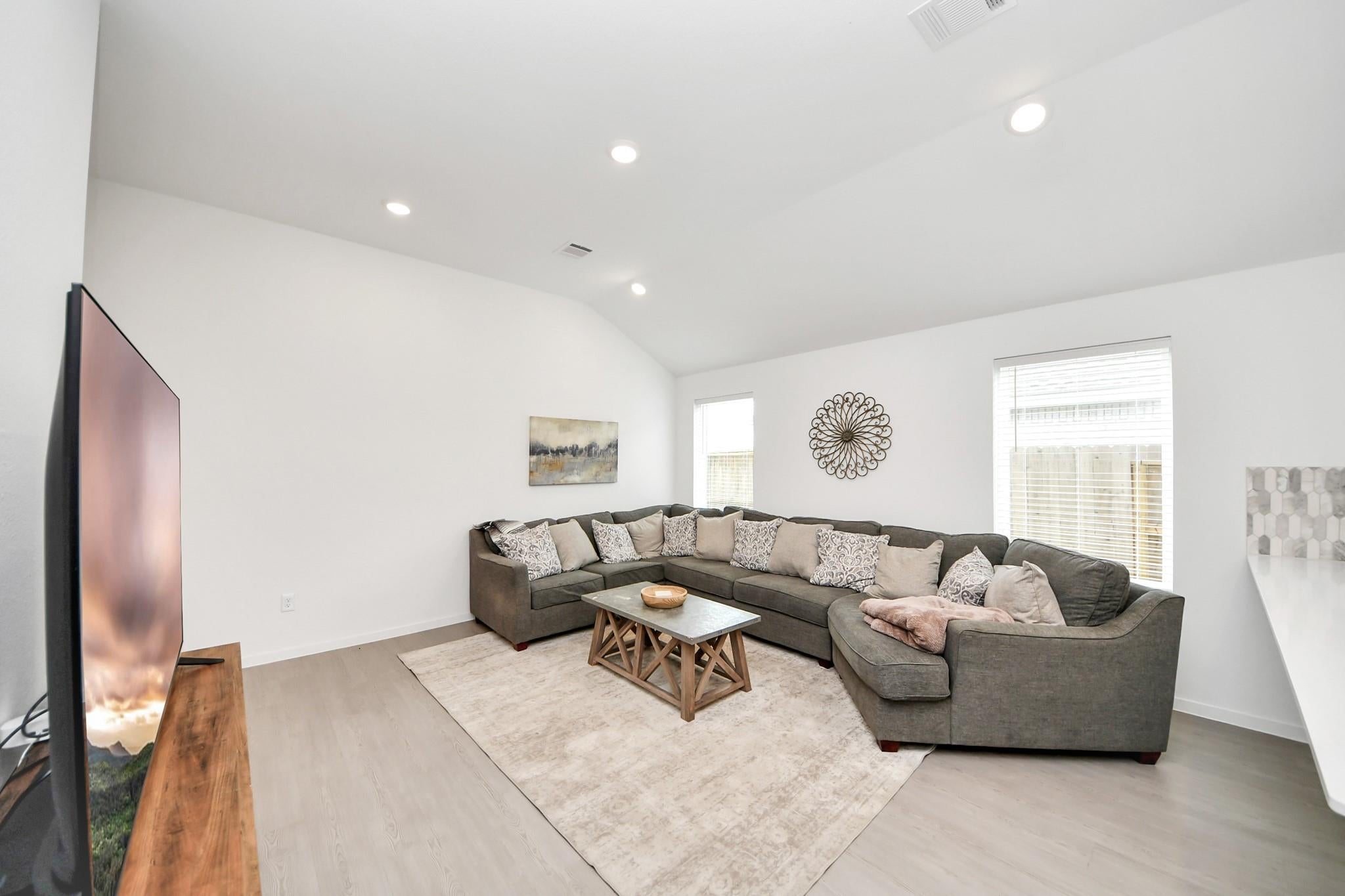 2406 Aquamarine Lane