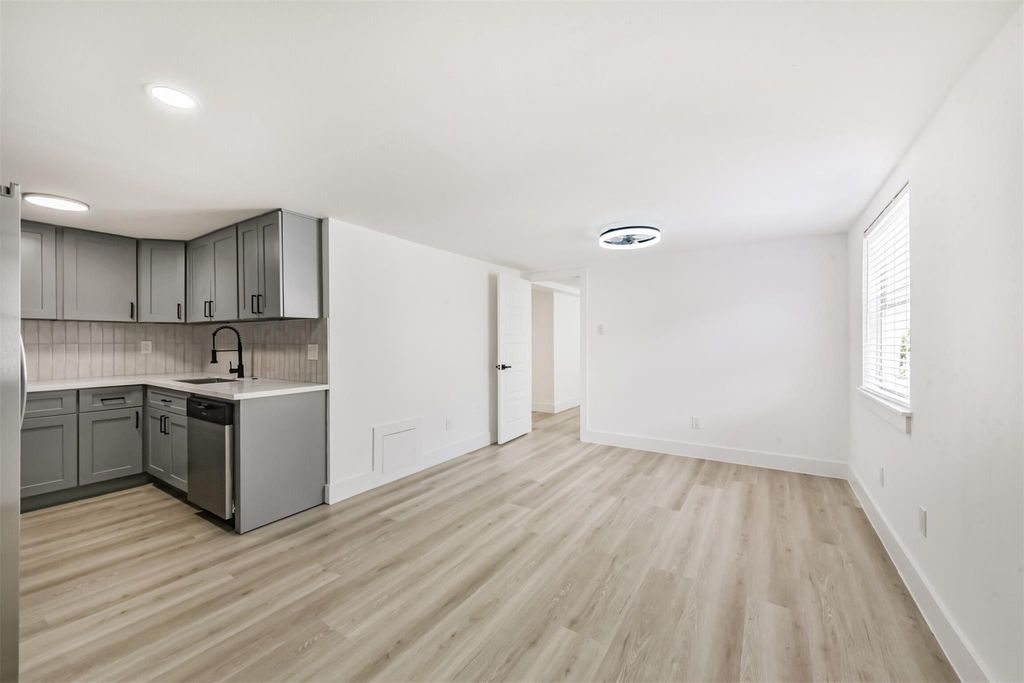 Photo of 4605 Norhill Boulevard, Houston, TX 77009 (MLS # 9084882)