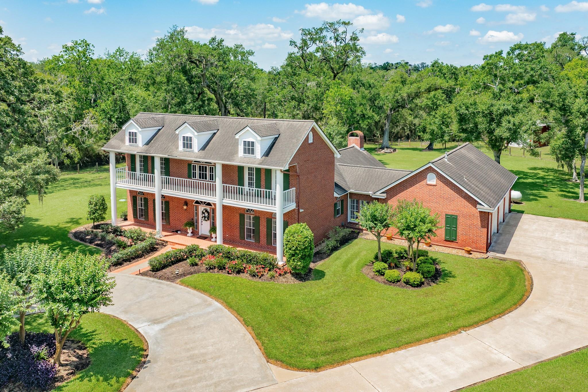1635 Bayou Drive