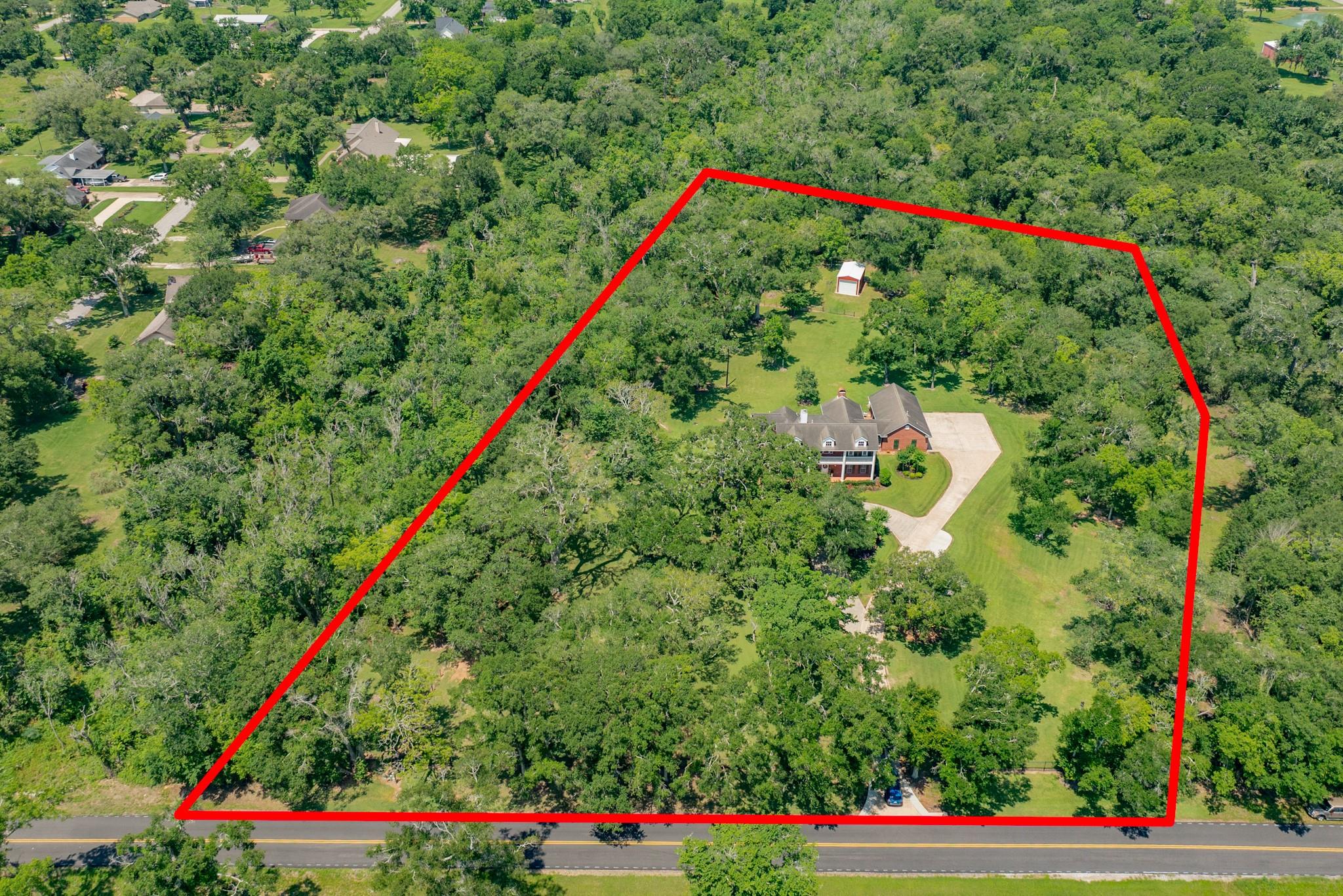 1635 Bayou Drive