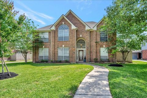Photo of 11827 Orchard Mountain Drive, Houston, TX 77059 (MLS # 31152148)
