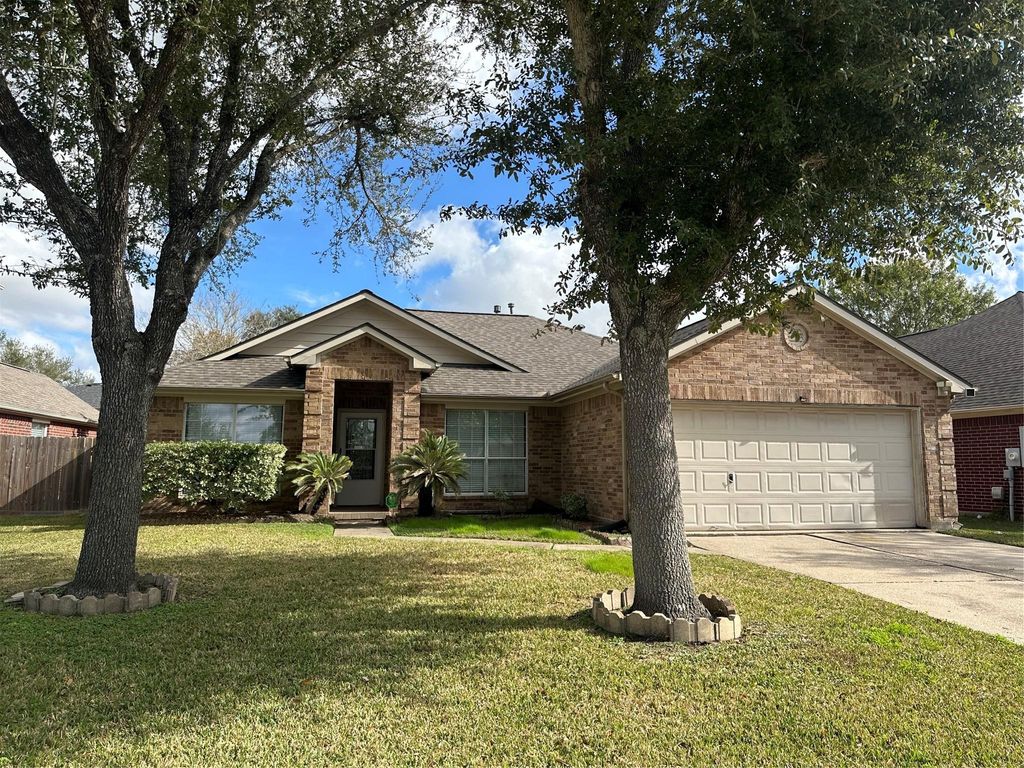 Photo of 3101 Meadow Bay Drive, League City, TX 77539 (MLS # 64467285)