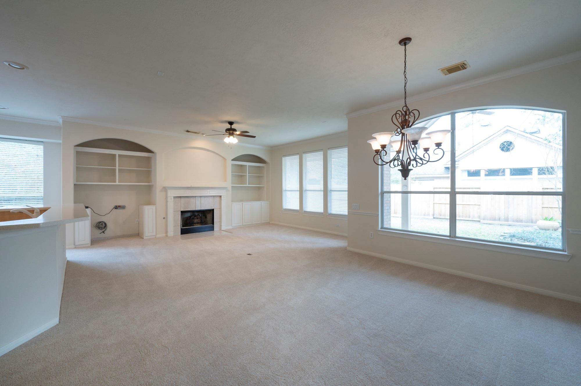 22 W Windsor Hills Circle