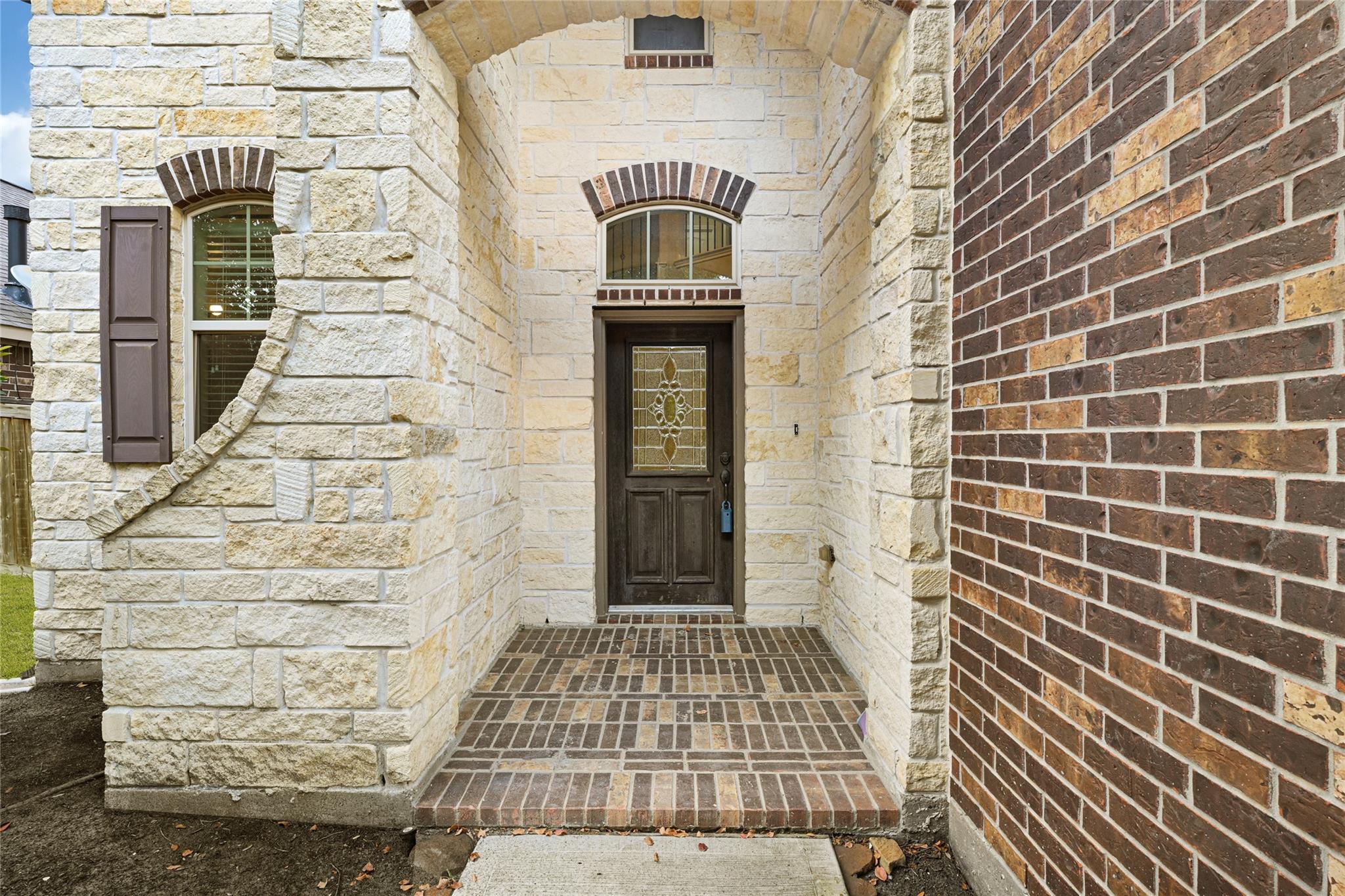 4943 Ginger Bluff Trail