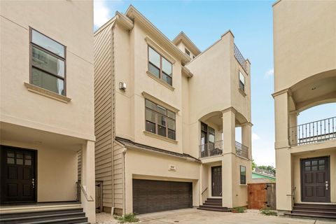 Photo of 5646 Larkin Street, Houston, TX 77007 (MLS # 47990653)