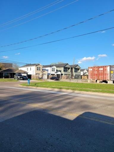 8013 N Main Street Street