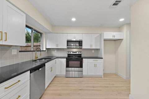Tiny photo for 2322 Aprilmont Drive, Sugar Land, TX 77498 (MLS # 87087607)
