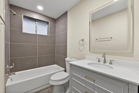 Tiny photo for 2322 Aprilmont Drive, Sugar Land, TX 77498 (MLS # 87087607)