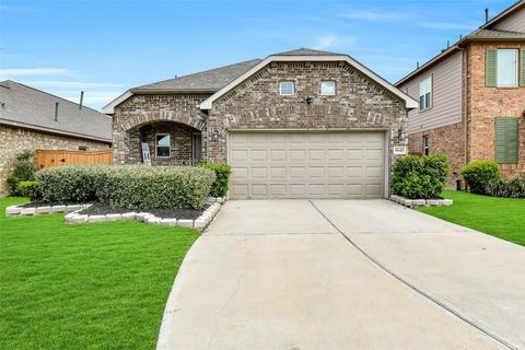 Photo of 1845 Acklen Run Drive, Rosharon, TX 77583 (MLS # 69472934)