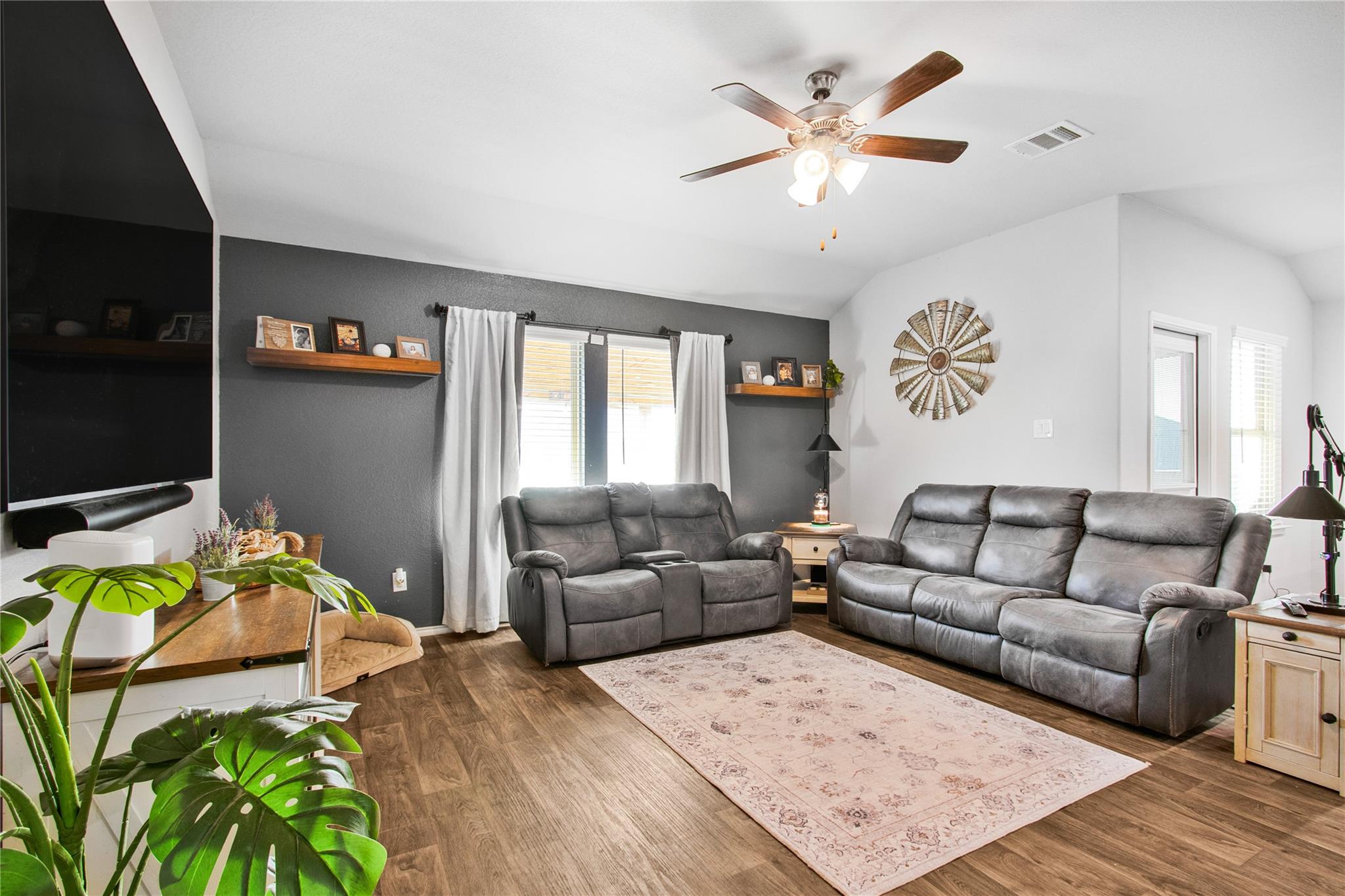 3935 Barnacle Court