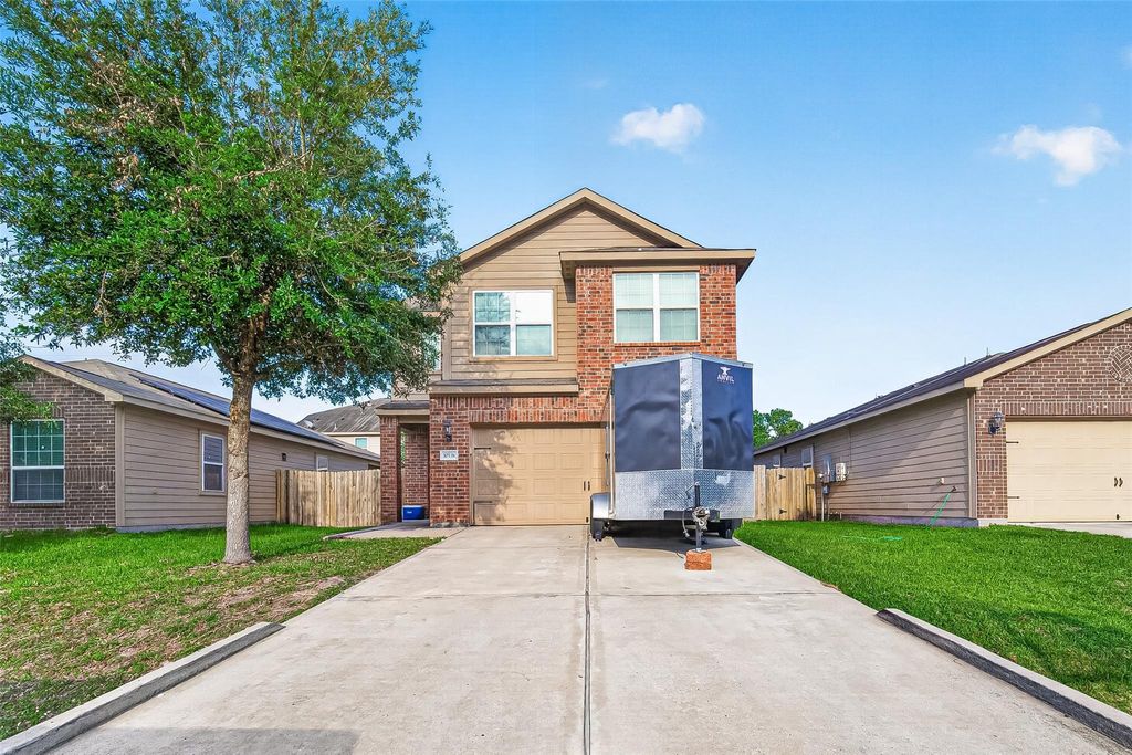 Photo of 10538 Pine Landing Drive, Houston, TX 77088 (MLS # 83635923)