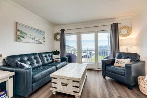 Photo of 6300 Seawall Boulevard #3215, Galveston, TX 77551 (MLS # 86795964)