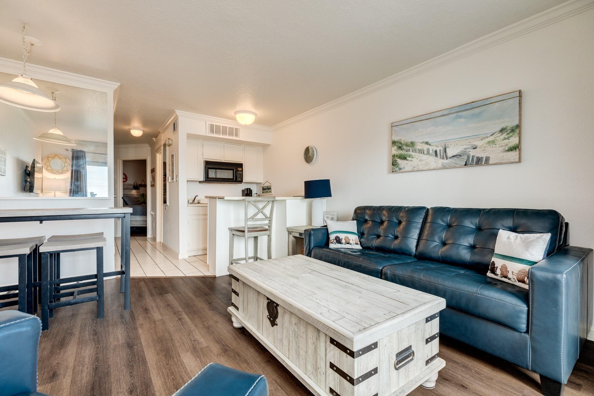 6300 Seawall Boulevard 3215