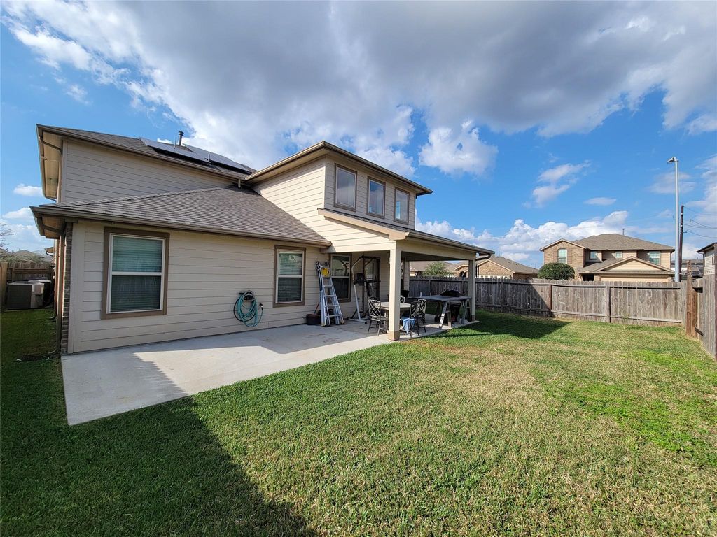 Photo of 8003 Ecru Lane, Rosharon, TX 77583 (MLS # 56065056)