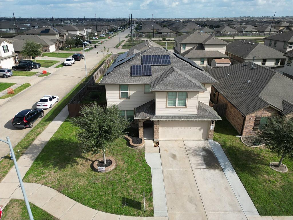 Photo of 8003 Ecru Lane, Rosharon, TX 77583 (MLS # 56065056)