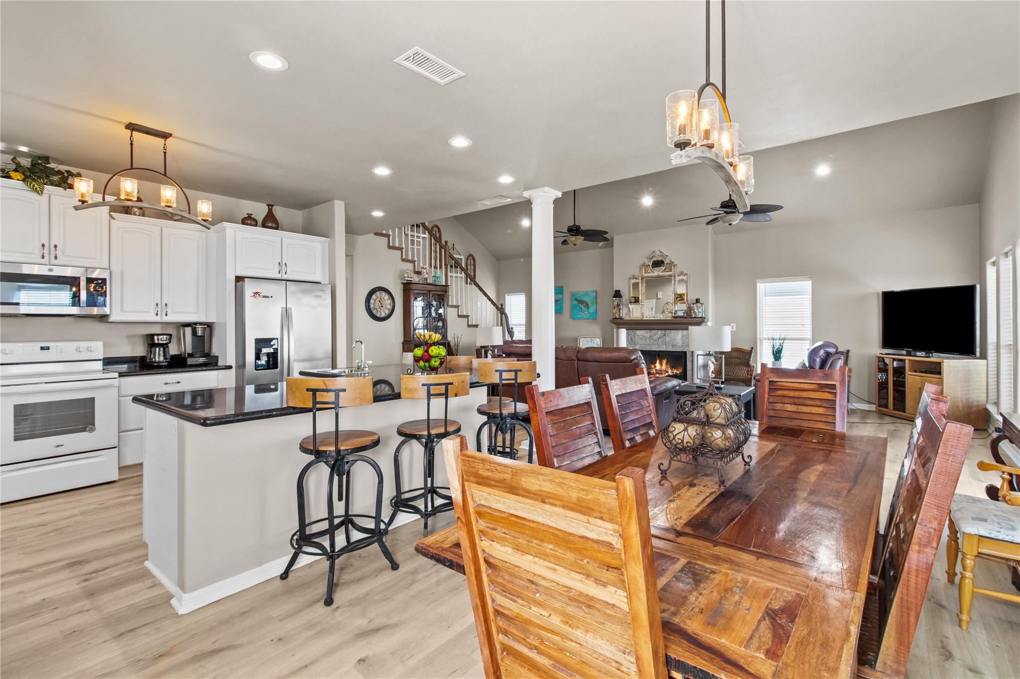 Galveston, Texas, 77554, United States, 4 Bedrooms Bedrooms, ,5 BathroomsBathrooms,Residential,Active,2043808