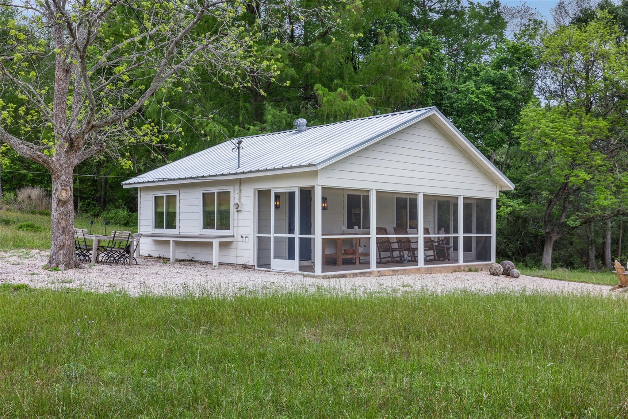 11401 Schaffner Road