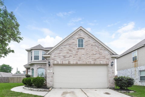 Photo of 1826 Sun Point Court, Humble, TX 77396 (MLS # 19838816)