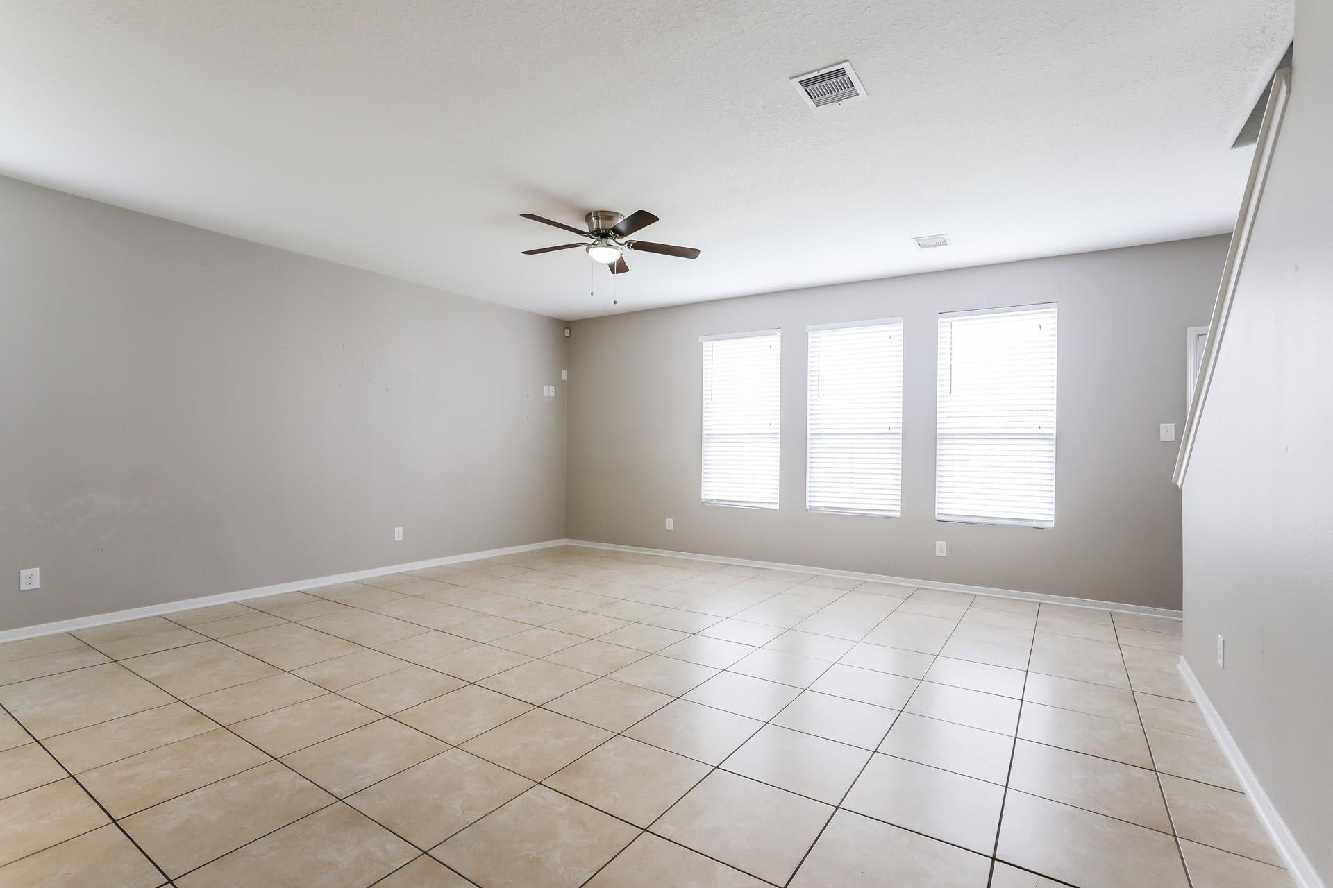 1826 Sun Point Court