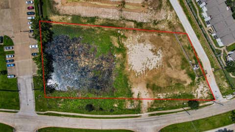 Vacant Land For Sale - 15200 Point Northwest Point<br/> Houston, TX 77095