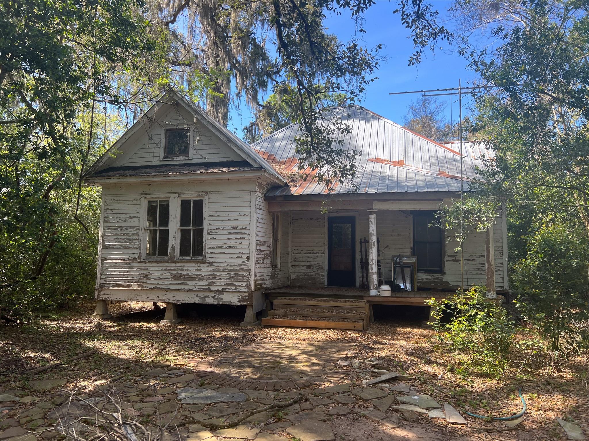 515 County Road 728b