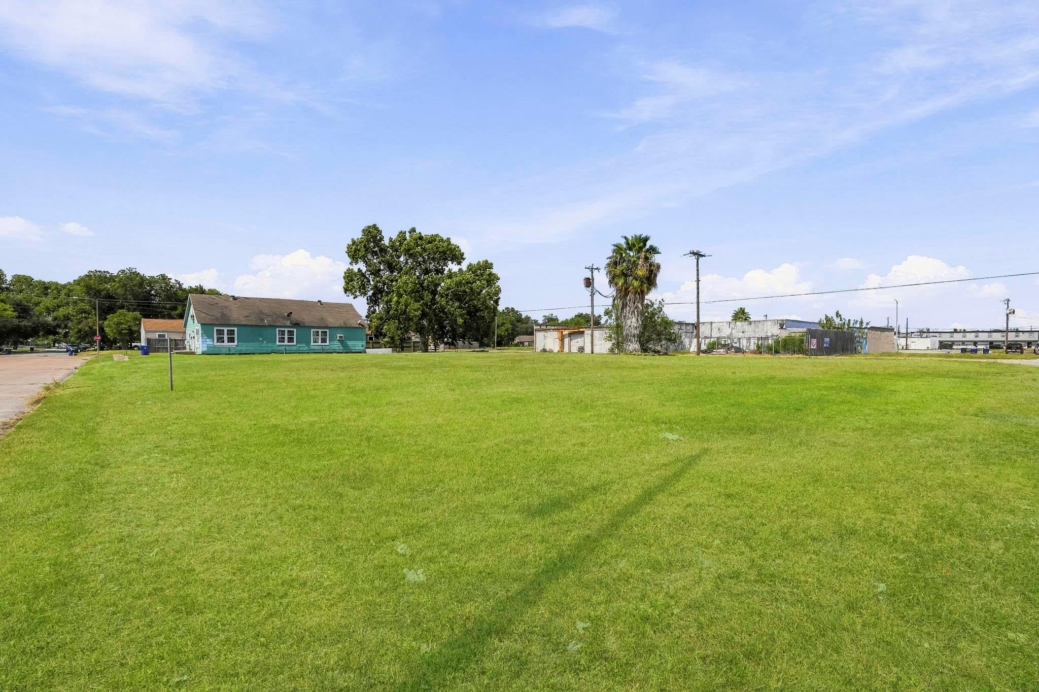 0 6th Avenue N