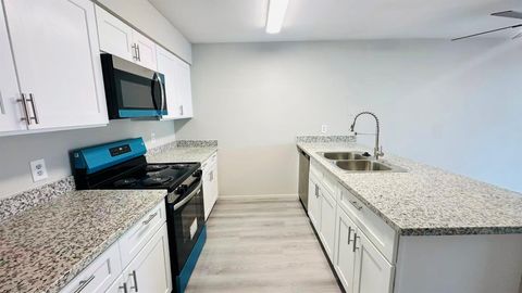 Photo of 10001 Westpark Drive #86, Houston, TX 77042 (MLS # 71396366)