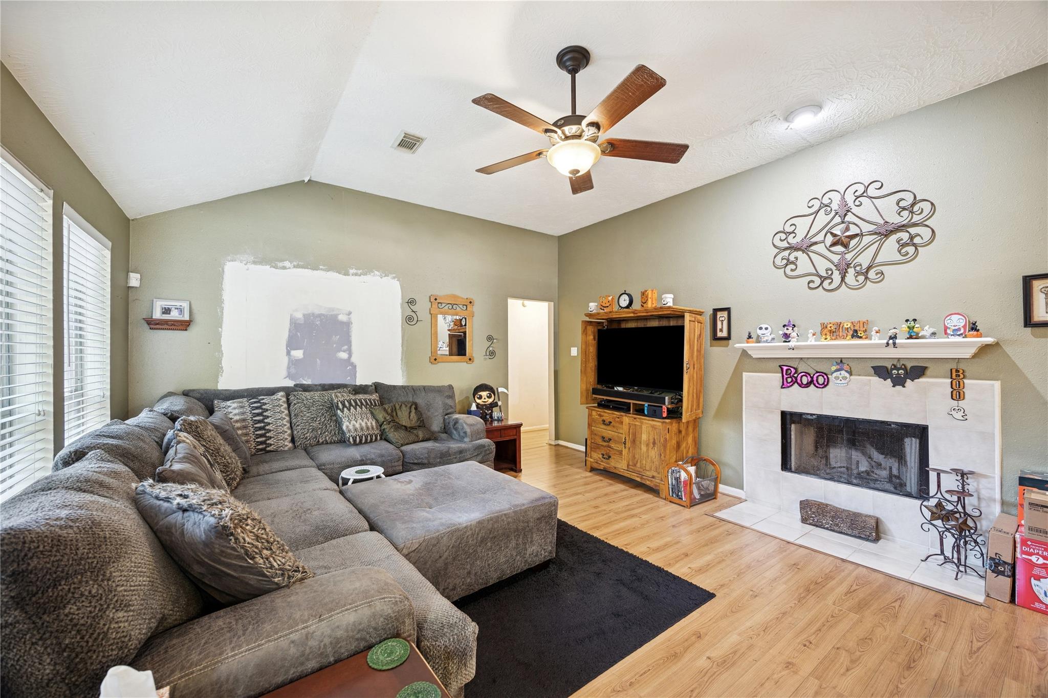 4927 Fox Hollow Boulevard