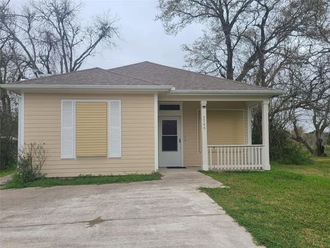Photo of 6706 Woodrow Street, Texas City, TX 77591 (MLS # 6865270)