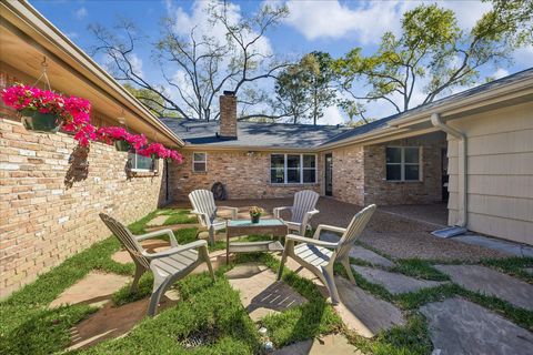Tiny photo for 5918 Dumfries Drive, Houston, TX 77096 (MLS # 75785504)