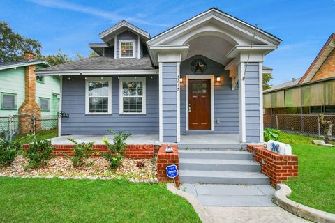 Photo of 3217 Michigan Street, Baytown, TX 77520 (MLS # 5237974)