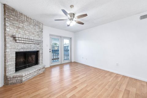 Photo of 260 El Dorado Boulevard #2612, Houston, TX 77598 (MLS # 11921353)